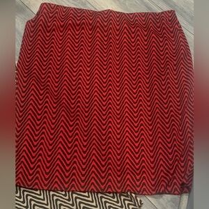 Red Zigzag Patterned Skirt